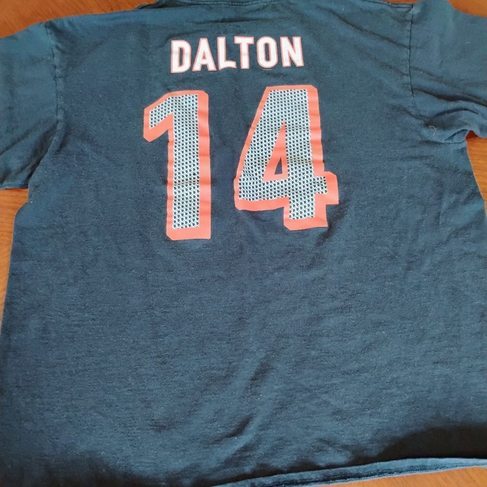 NFL Team Apparel Bengals (Dalton) T-Shirt Size: XL  (0969) - Picture 3 of 4
